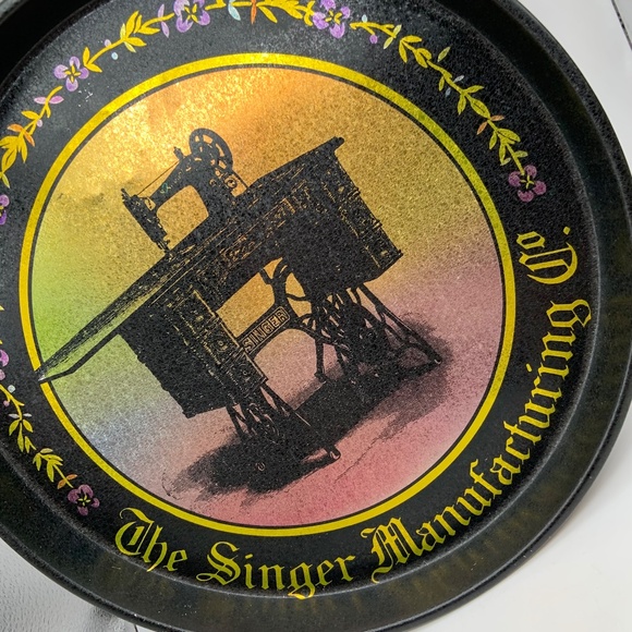 Vintage The Singer Manufacturing Company Bristolware Round 12" Retro Tin - Picture 4 of 15